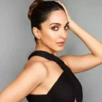 Farhan Akhtar greets Kiara Advani, cast as Ranveer Singh’s co-star in ‘Don 3’.